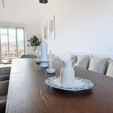 79m2 Penthouse, Palais Et Plages A 400m & 5mn * Cannes