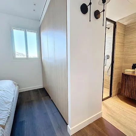 Apartment 79m2 Penthouse, Palais Et Plages A 400m & 5mn